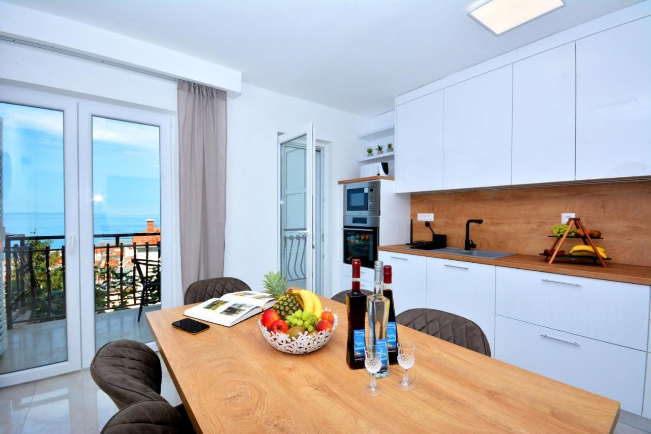 Apartments Radeljic Podstrana Exterior photo