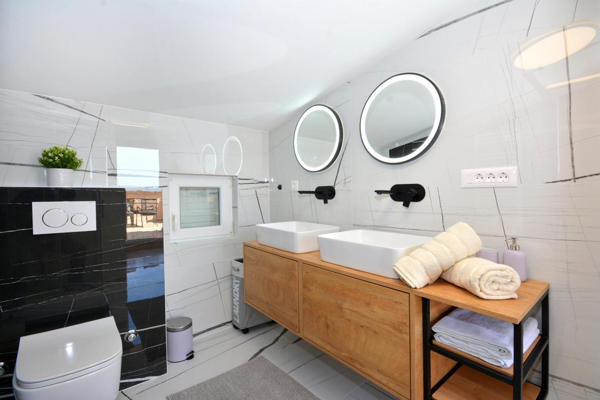 Apartments Radeljic Podstrana Exterior photo